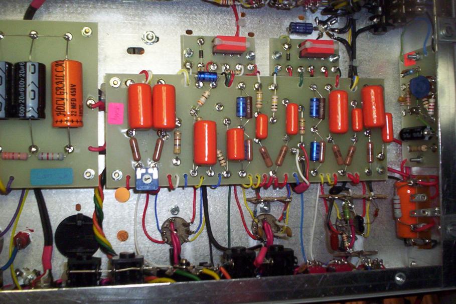 Naam: Overtone_preamp.jpg
Bekeken: 1067
Grootte: 98,0 KB