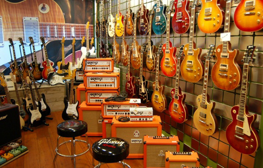 Max Guitar in Den Haag